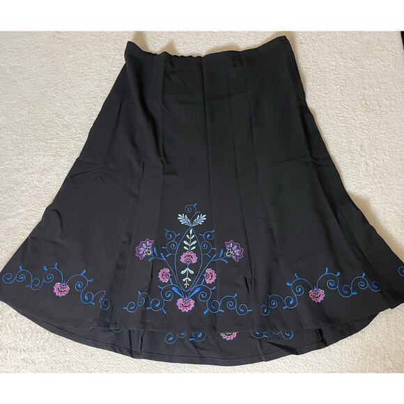 VTG Maggie Barnes Women Embroidered Flower Elastic WaistFeminine Maxi Skirt 2X